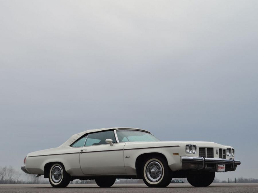 Oldsmobile Delta 88 Royale Convertible '1975